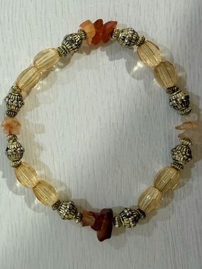 Handmade Gold-Tone & Amber Beaded Stretch Bracelet